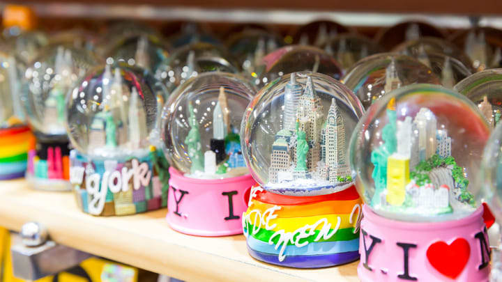 Store selling souvenir NYC snow globes